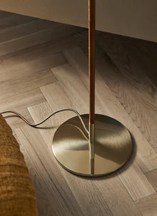 Floor lamp 9602 by Paavo Tynell