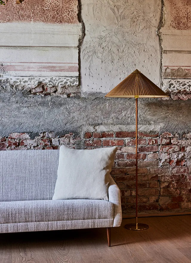 Lampadaire 9602 by Paavo Tynell