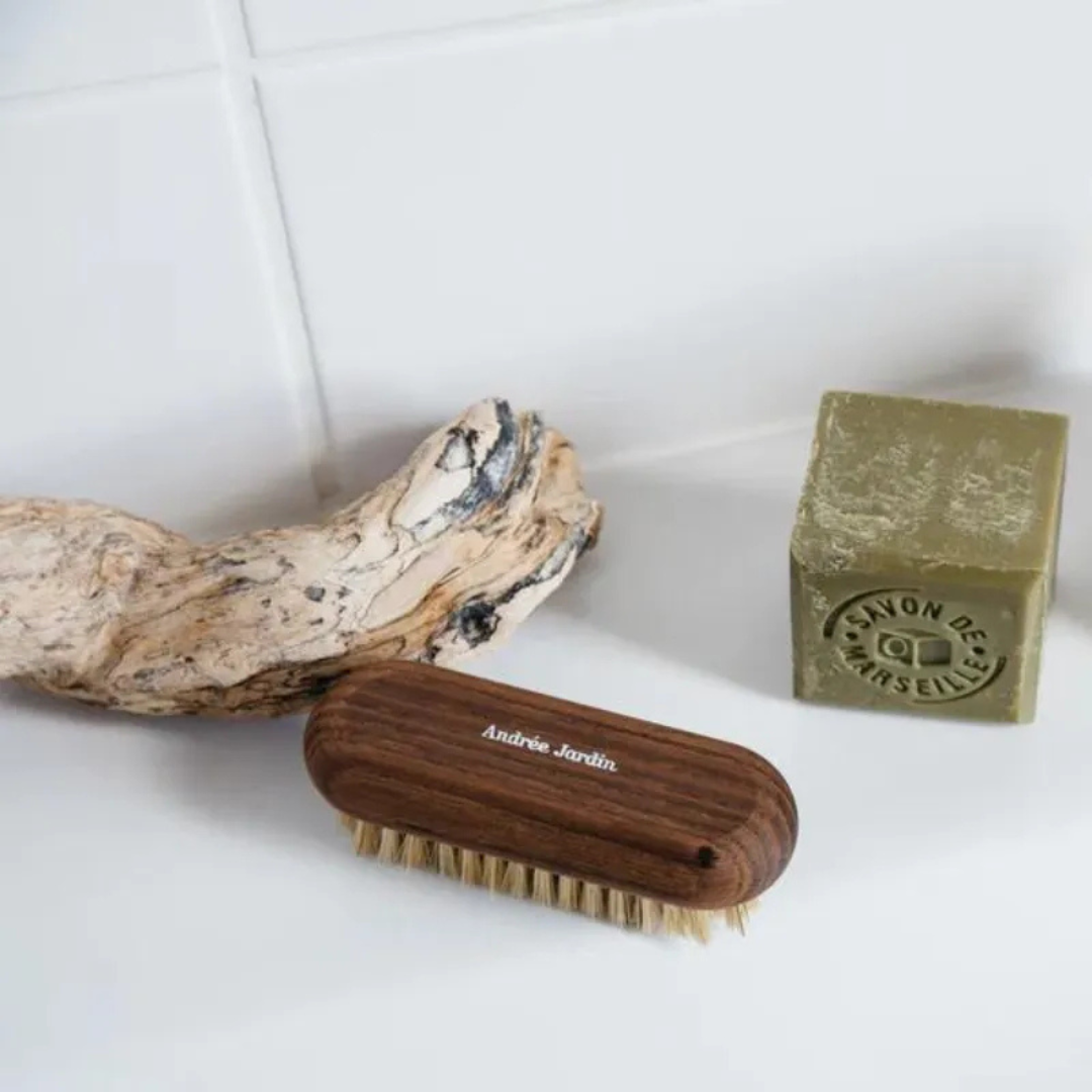 Brosse à ongles