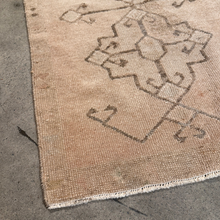 Tapis Yastik vintage - Pièce unique 50/110
