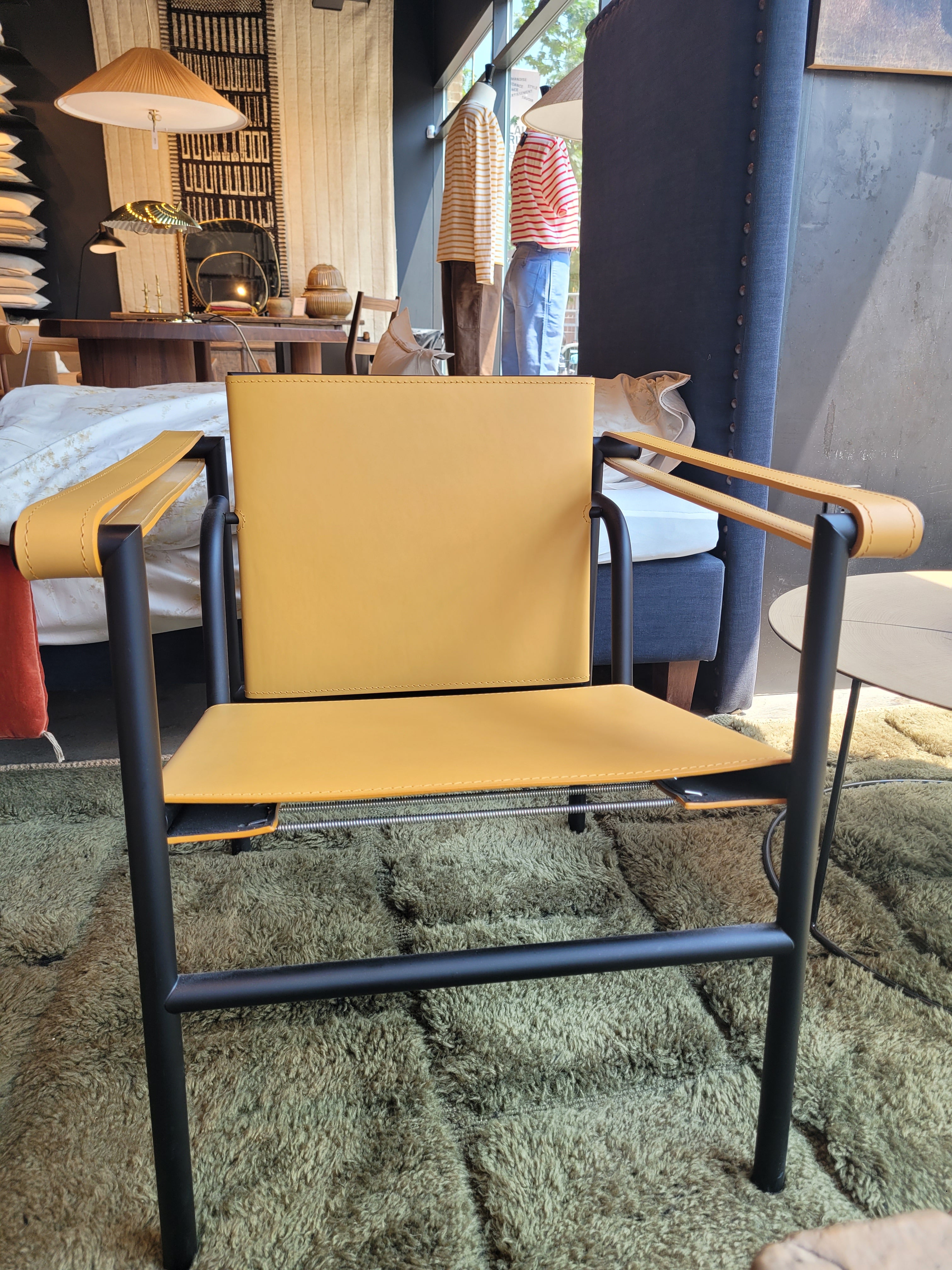 En stock - Fauteuil dossier basculant - Cognac
