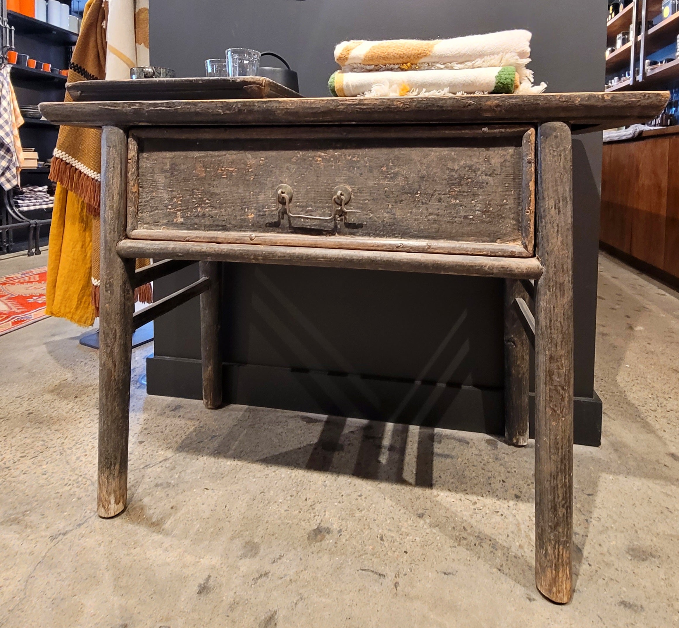 Antique elm console table with 1 drawer - 8233298