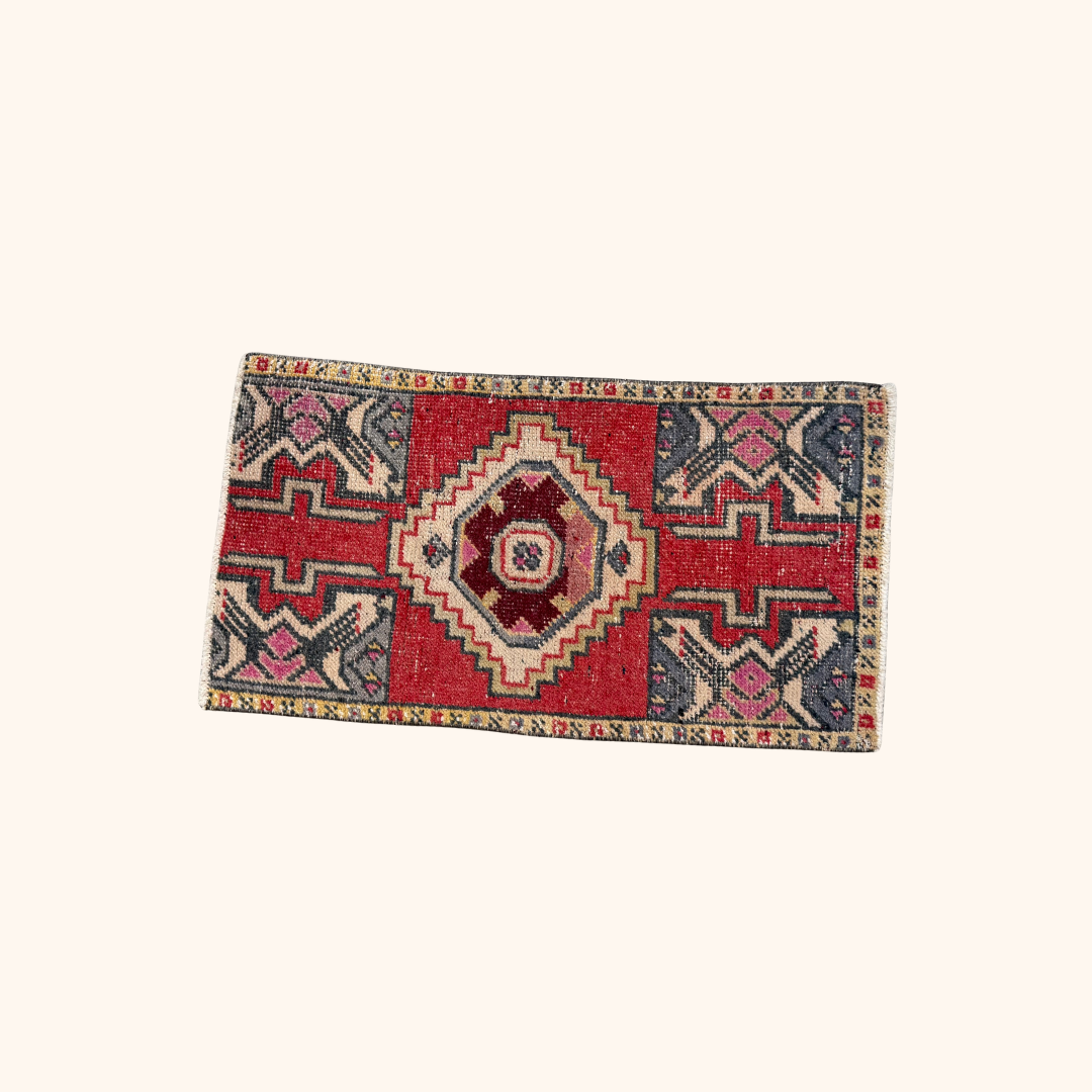 Tapis Yastik vintage , 100% laine noué main, 49cm x 90cm, 1'6'' x 2'-11''