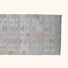 Tapis kilim MAIMANA - Pièce unique 86/501