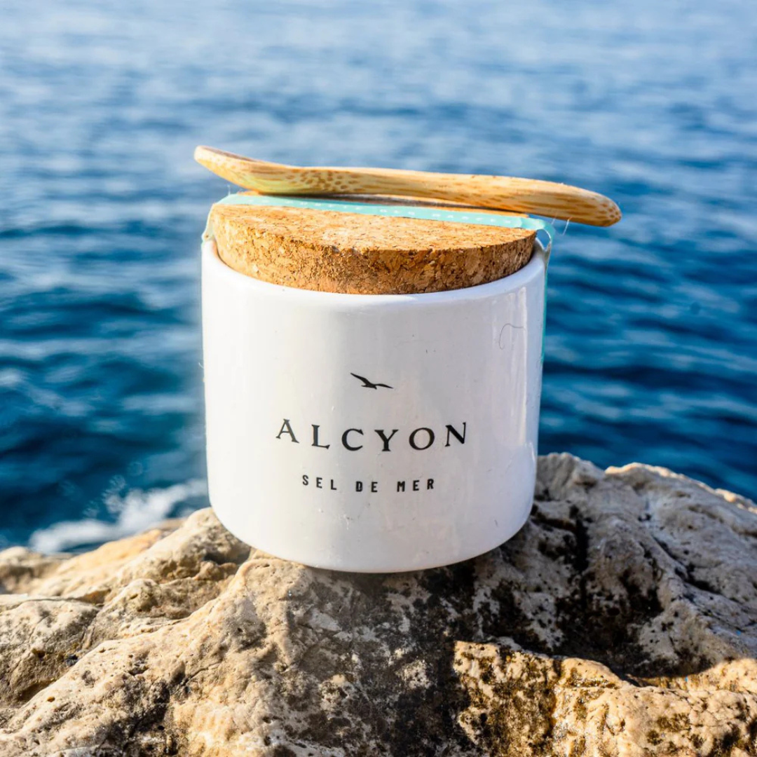 Pot de main de sel de mer en céramique