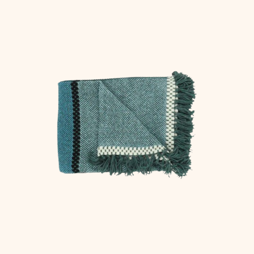 Jivaro Throw