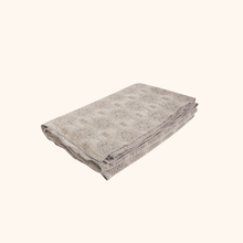 Vice Versa Jacquard Kilim Throw