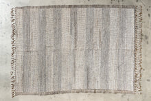Tapis Afghan - Pièce unique 212/308