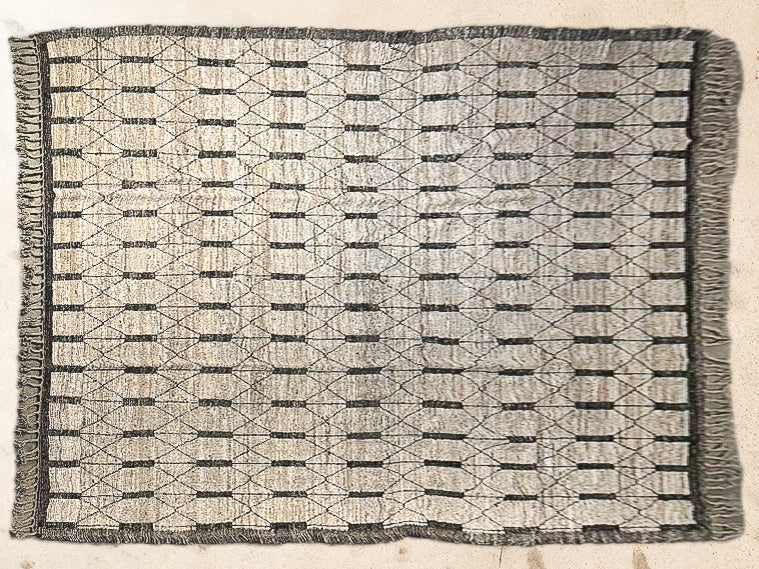 Tapis afghan noir et blanc 100% laine - 320cm x 386cm