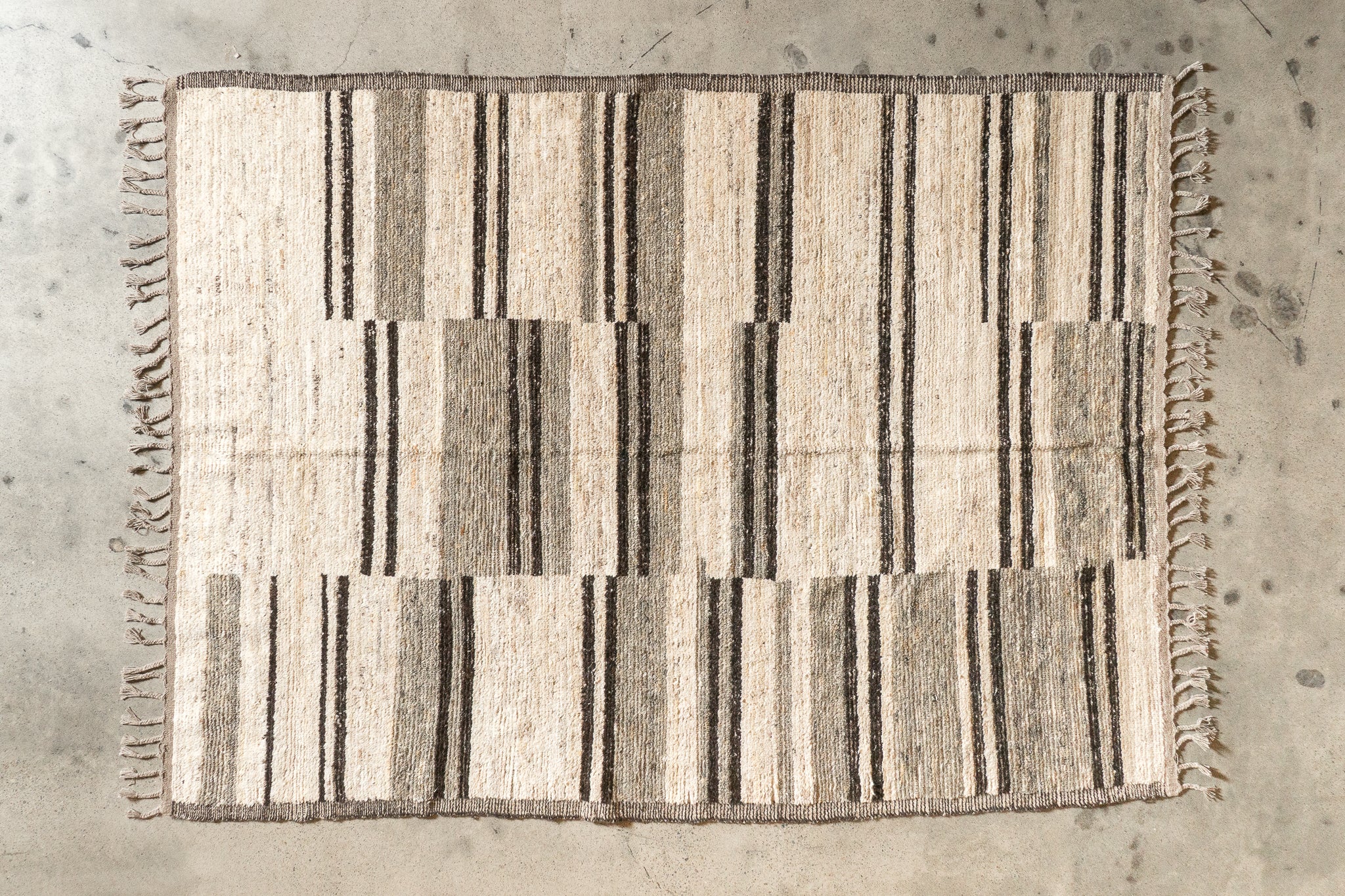 Tapis afghan noir, gris, beige 100% laine - 218cm x 297cm