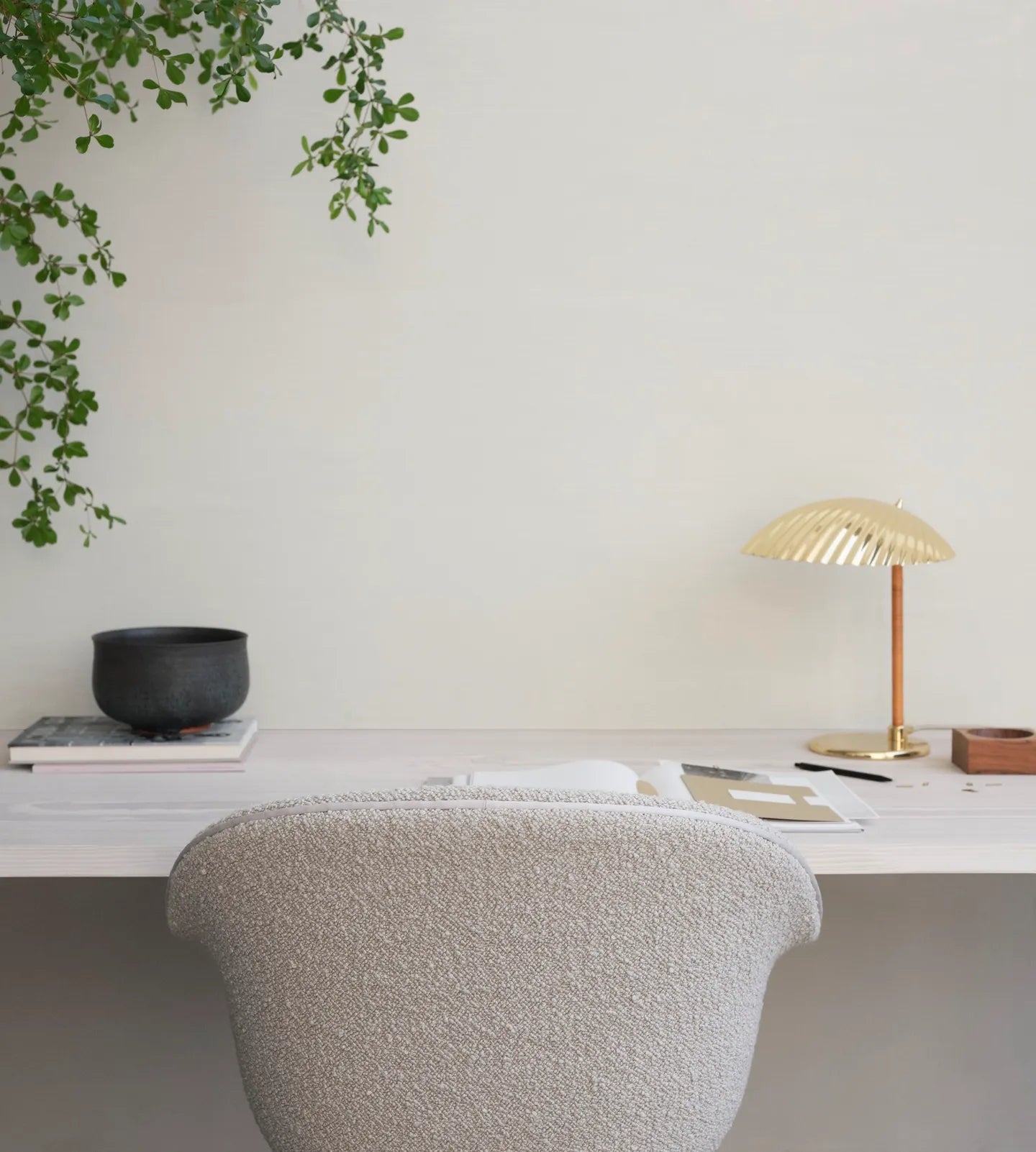 Desk lamp 5321 by Paavo Tynell