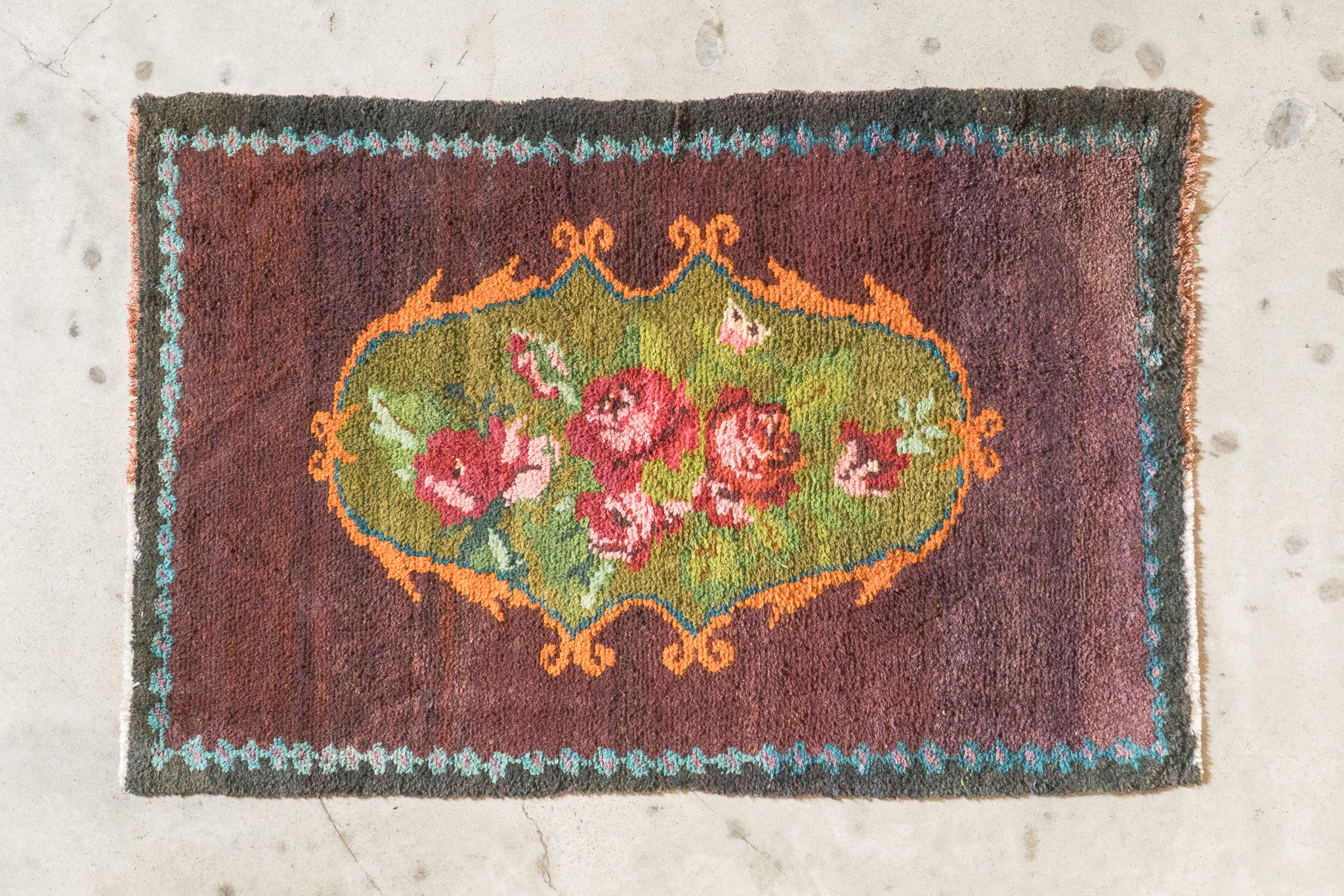 Tapis moldave coloré ancien point noué main 100% laine - 154cm x 195cm