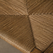 Chaise chinée, bois et assise paillée - Pièce unique