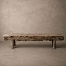 Table basse en orme massif - Pièce unique