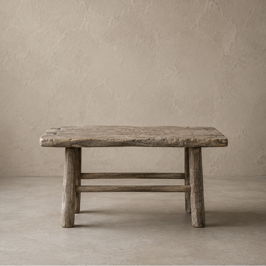 Table basse ancienne en orme - Pièce unique