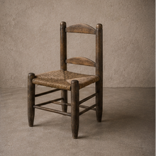 Petite chaise assise paillée - Pièce unique