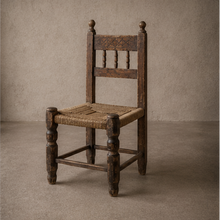 Chaise assise paillée et structure en bois - Pièce unique