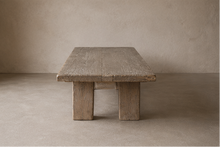 Table basse en orme et pietement bois - Pièce unique