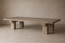 Table basse en orme et pietement bois - Pièce unique