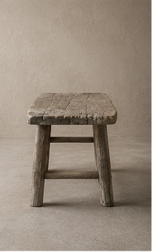 Table basse ancienne en orme - Pièce unique