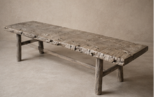 Table basse en chêne pieds bois - Pièce unique