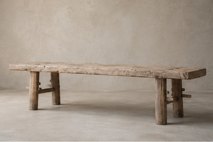Table basse en noyer - Pièce unique