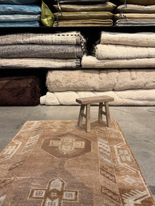 Tapis Vintage - Pièce unique 81/426