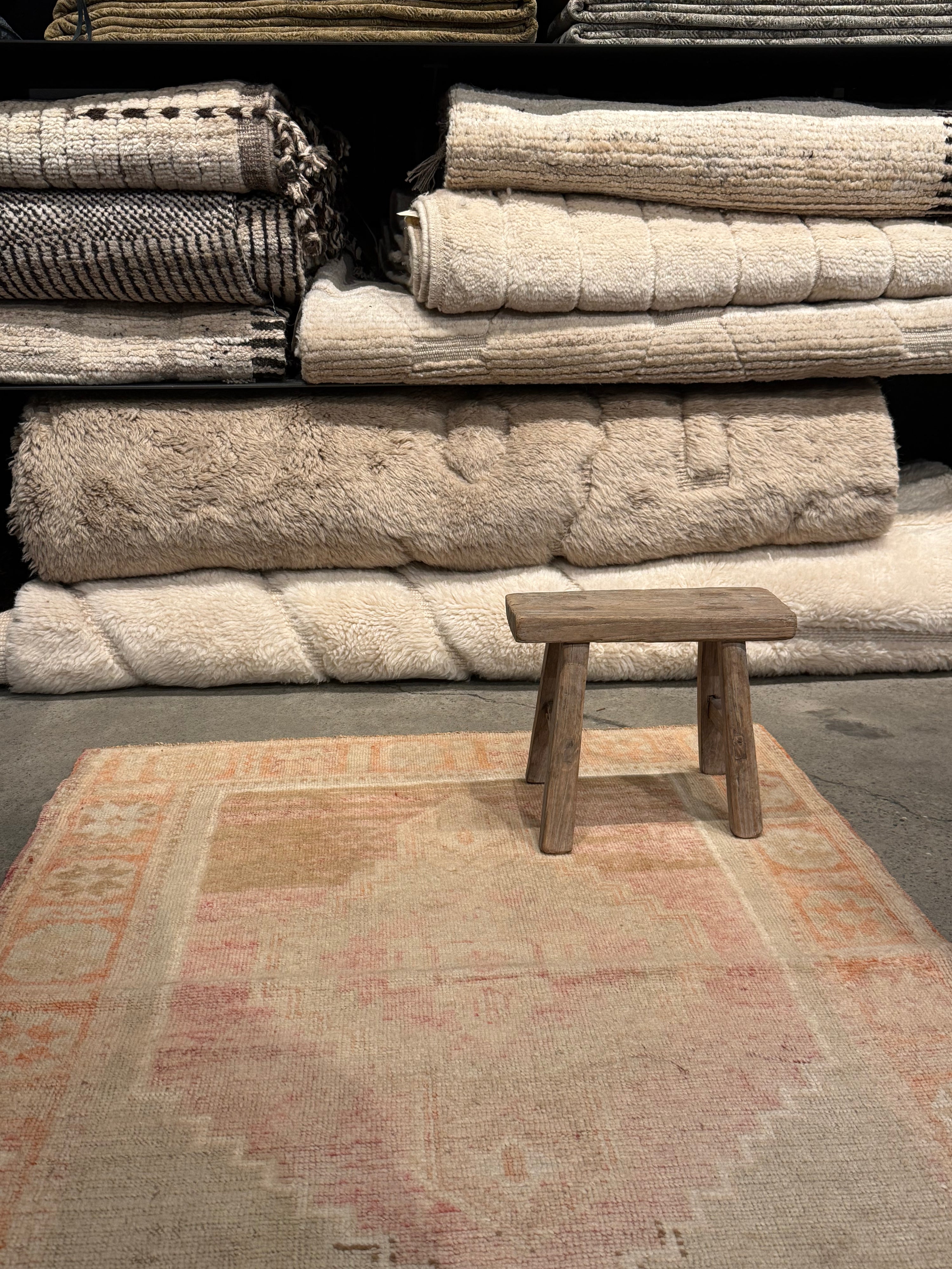 Tapis VINTAGE ancien, 100% laine noué main, 90cm x 116cm