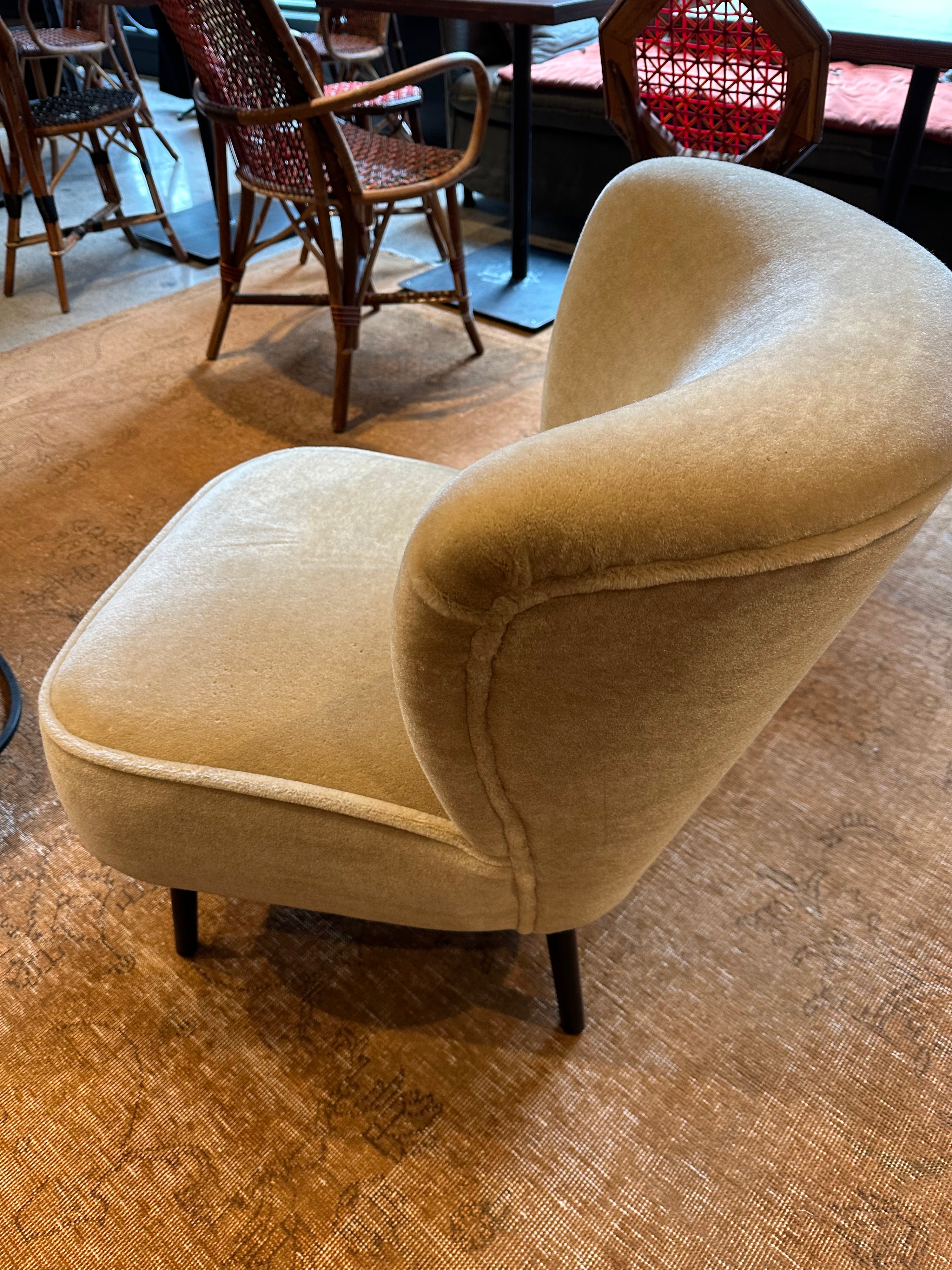 Gina armchair