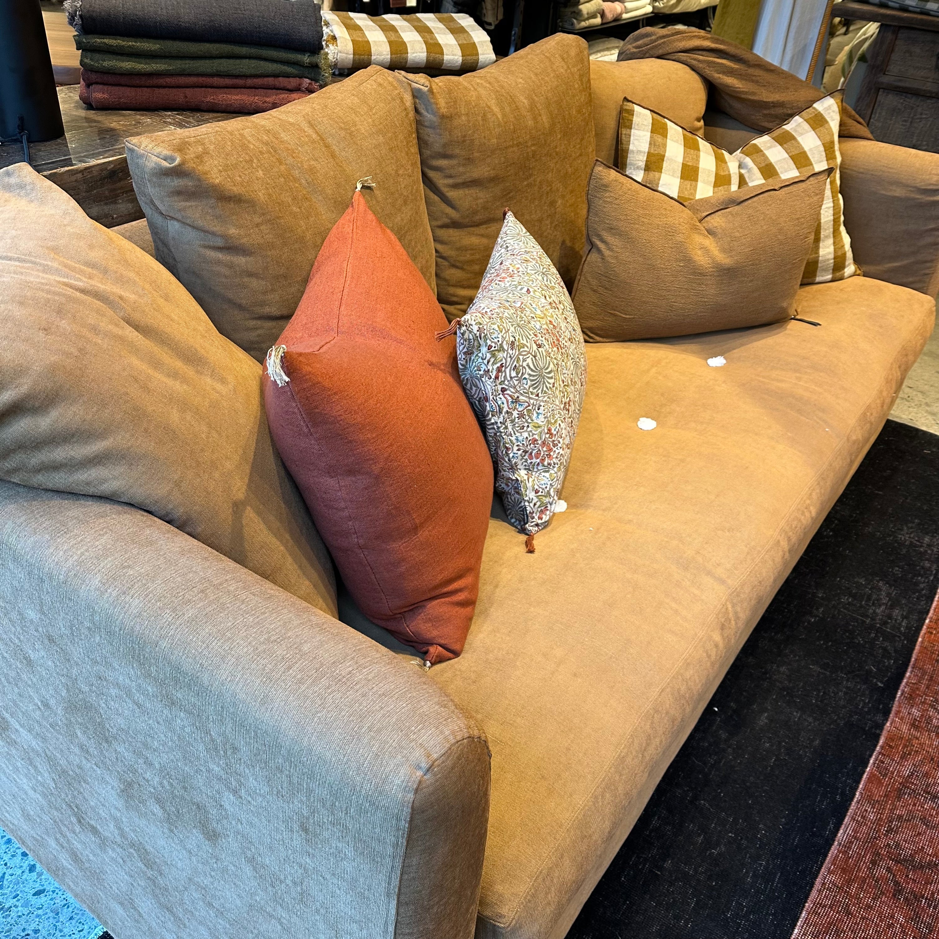 HALTA sofa