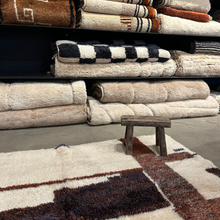 Tapis berbere contemporain, MRIRT, 100% laine noué main 185 x 270 cm