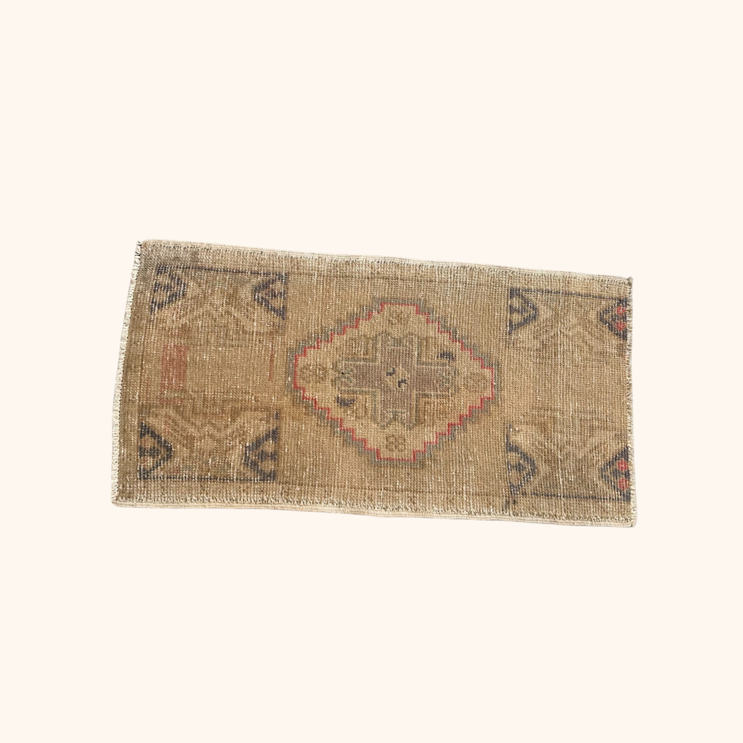 Tapis Yastik vintage , 100% laine noué main, 97cm x 49cm, 2'-11'' x 1'-11''