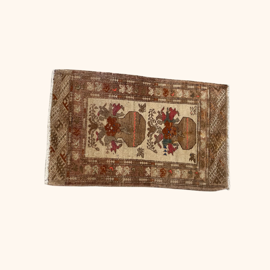 Tapis Yastik vintage , 100% laine noué main, 84cm x 52cm, 2'-9'' x 1'-8''