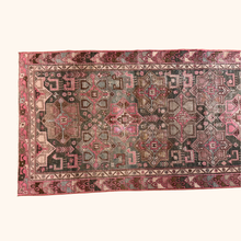 Tapis Vintage - Pièce unique 125/427