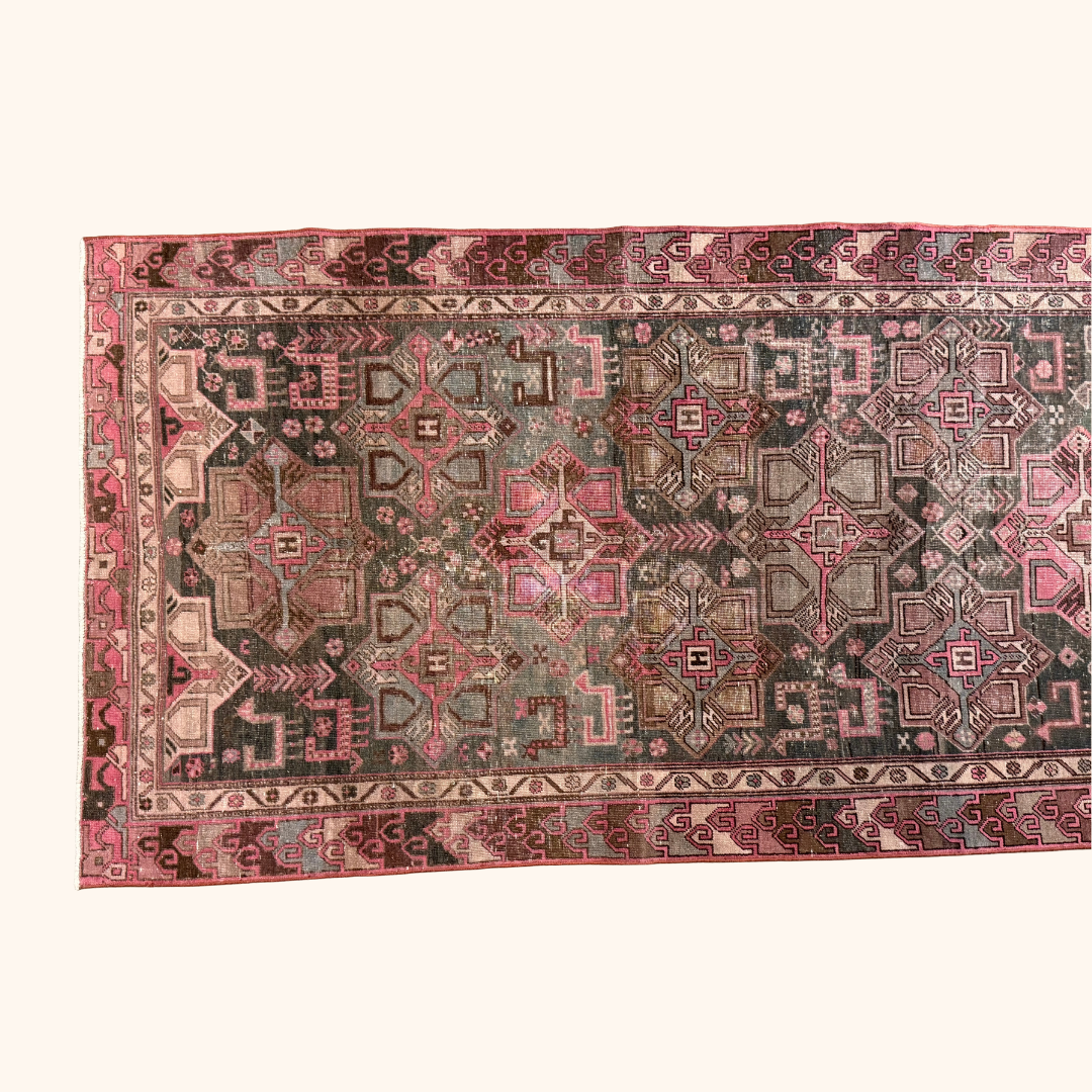 Tapis Vintage - Pièce unique 125/427