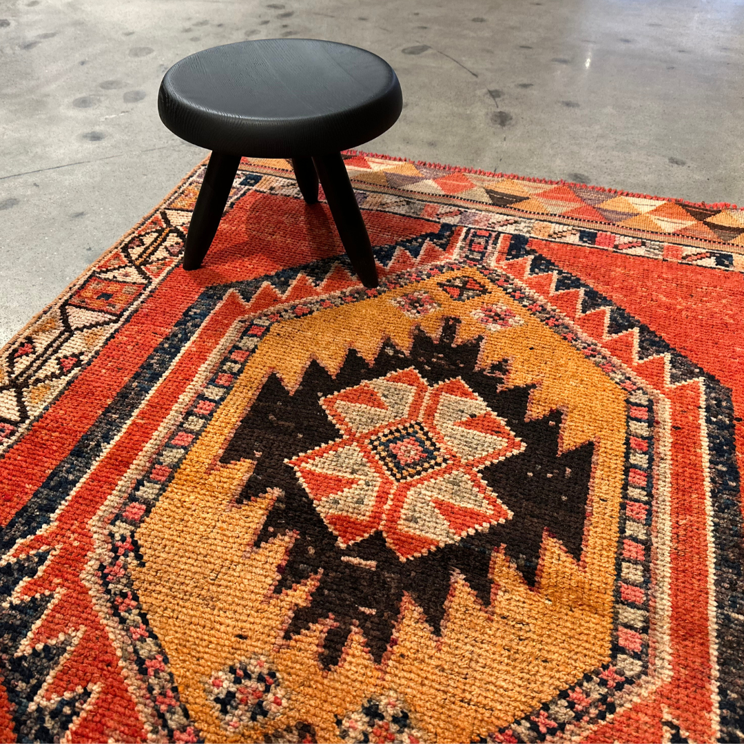 Tapis herki, noué à la main 360 x 105 cm
