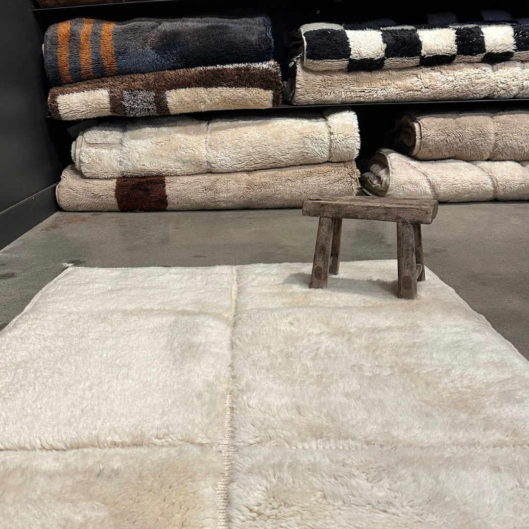 Tapis berbere contemporain, MRIRT, 100% laine noué main 110 x 205 cm