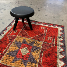 Tapis herki, noué à la main 331 x 86 cm