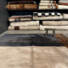 Tapis berbere contemporain, MRIRT, 100% laine noué main 190 x 290 cm