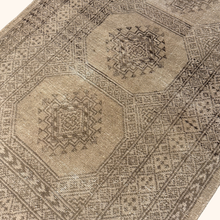 Tapis Vintage - Pièce unique 76/307