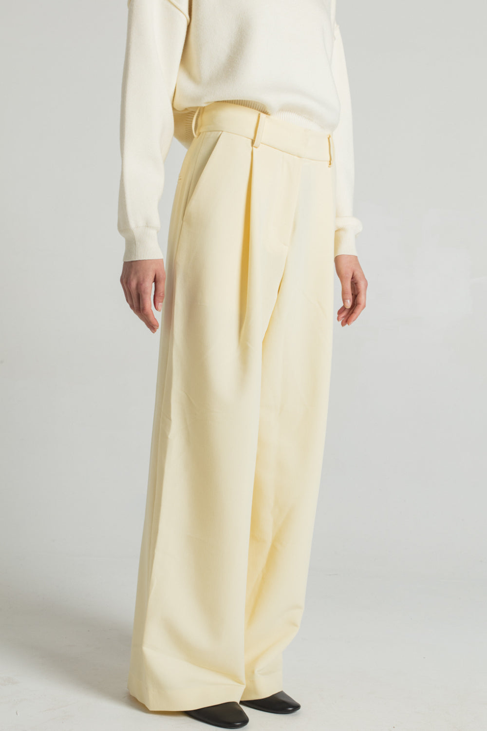 Pisco - Pleated pants
