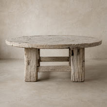 Table basse ronde style tofu - Pièce unique
