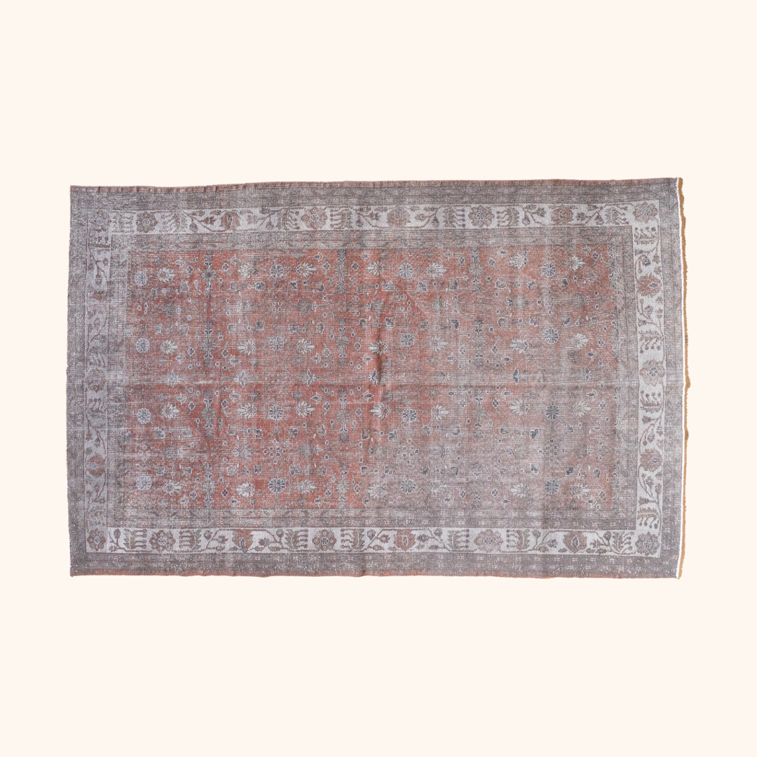 Vintage Rug - Unique piece 192/298