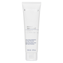 Moisturizing body cream with trace elements